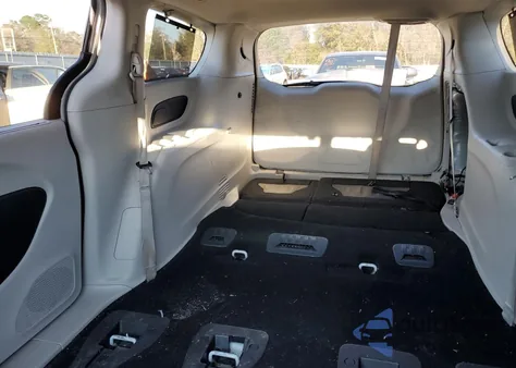 2018 Chrysler Pacifica Hybrid Touring L from USA, damaged, VIN 2C4RC1L72JR105627